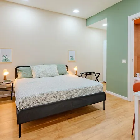 Le Due Dimore Di Corso Torino 3* Новара