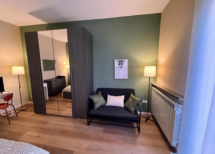 Le Due Dimore Di Corso Torino 3* Novara