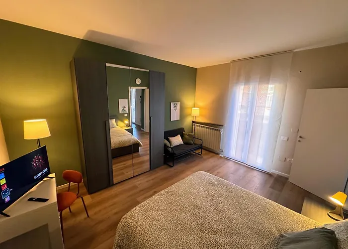 Le Due Dimore Di Corso Torino Gæstehus Novara